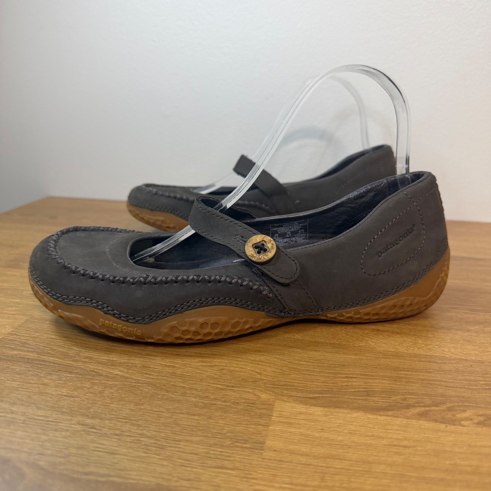 Patagonia Poppy Velvet Brown Leather Mary Jane Flats Skywalk Gum Sole Shoes 8.5